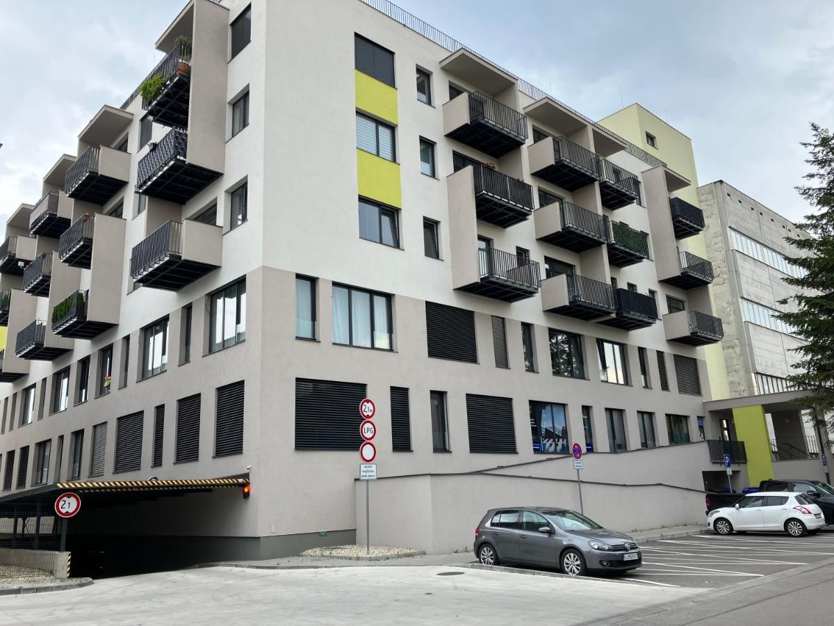 Deluxe Apartment Trenčín Dış mekan fotoğraf